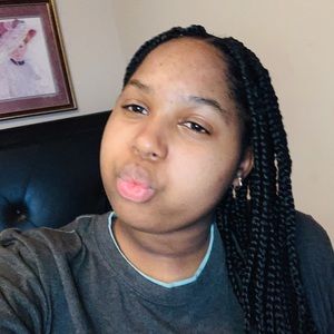 Meet your Posher, Liberty